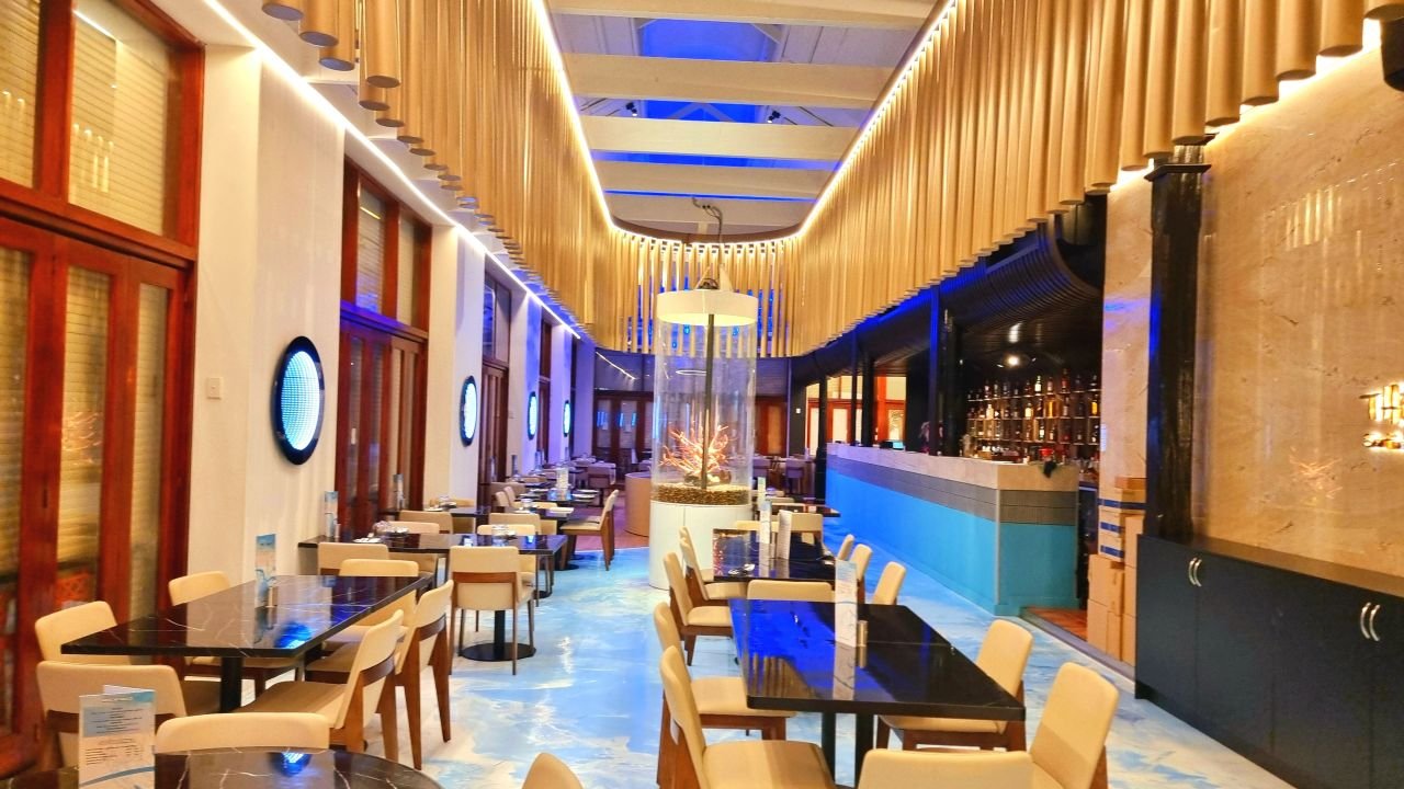 Corporate event dining setting at The Cray Seafood & Grill Kalgoorlie