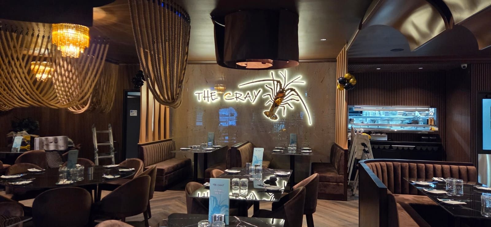 Elegant wedding and event dining atmosphere at The Cray Seafood & Grill Gooseberry Hill